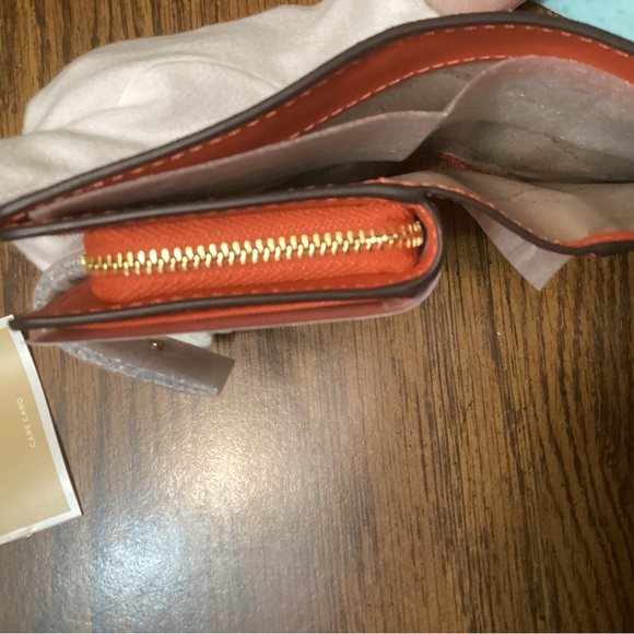 Micheal Kors Medium Crossgrain Leather Wallet in Red Clay, NWT - Picture 6 of 6
